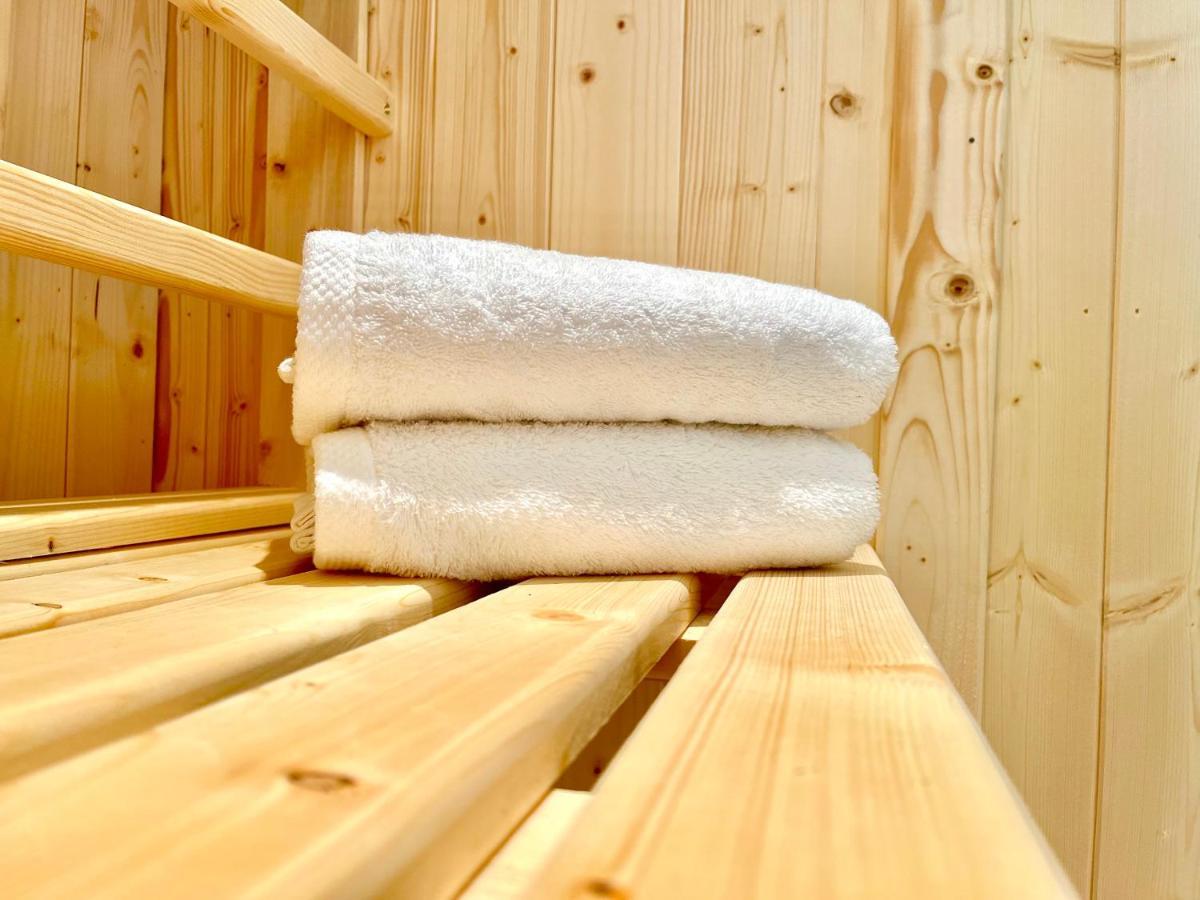 Cocon Luxe - Sauna & Balneo Au Coeur De Reims Ngoại thất bức ảnh