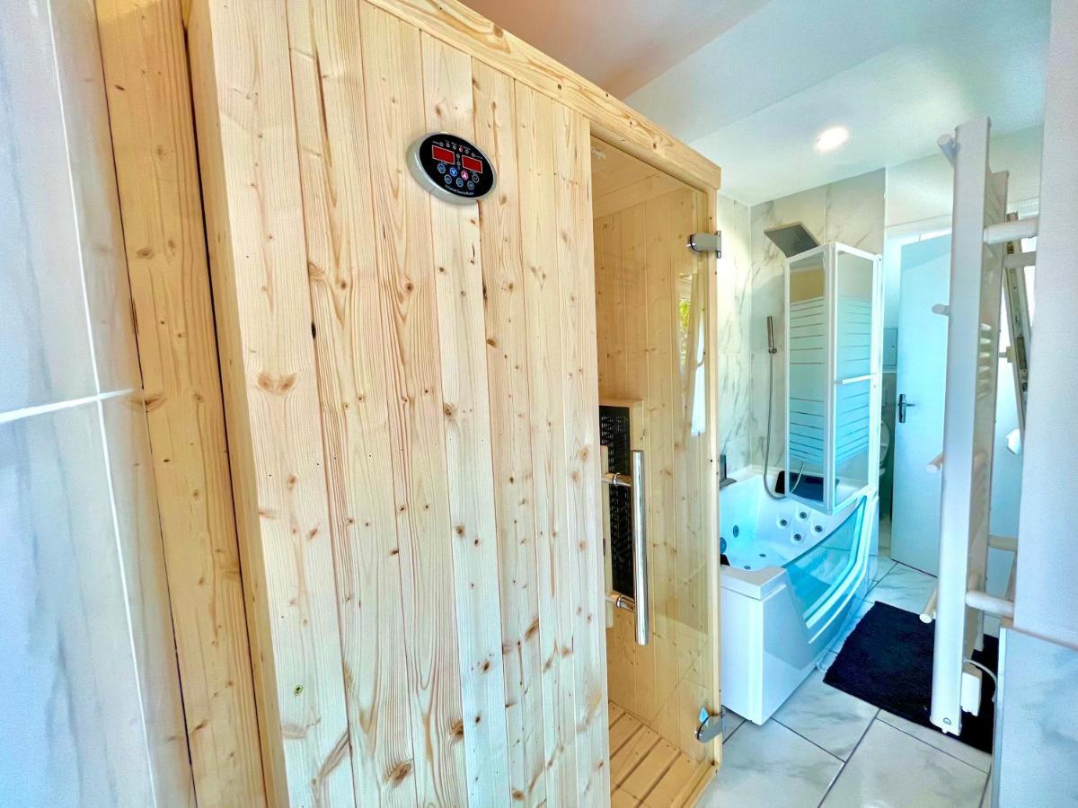 Cocon Luxe - Sauna & Balneo Au Coeur De Reims Ngoại thất bức ảnh
